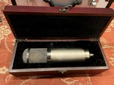 Inserat Peluso 22 47 LE Röhrenmikrofon