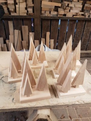 Inserat Bäumefertigung für Teelichter 