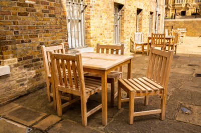 Inserat Garniturenbau Sessel mit Streben 