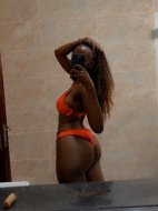 Inserat Black Masseur für Erotikmassagen in Wien