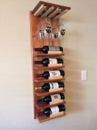 Inserat Weinregal mit Weinglashalter .