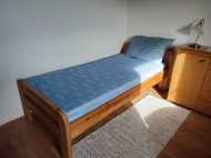 Inserat 2 Holzbetten 