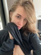 Inserat Treffen mit Escort Girl