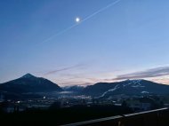 Inserat FLACHAU: LANDHAUS-CHALET BESTEHEND AUS 3 WOHNUNGEN, GROSSZÜGIGER SPA-ETAGE UND TRAUMHAFTEM AUSBLICK (PLATZ FÜR GROSSFAMILIE ODER ZUR VERMIETUNG