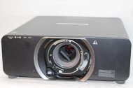 Inserat Panasonic PT-DZ110XE*DLP Beamer 