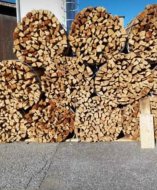 Inserat Trockenes Buchenbrennholz zu verkaufen!!