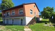 Inserat Charmantes Familienhaus mit großem Garten und Entwicklungspotenzial