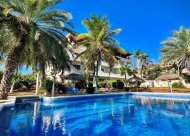 Inserat Hotel mit zwei Gebäuden auf der Insel Ma