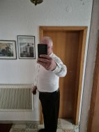 Inserat Dom. sucht eher devote Frau 
