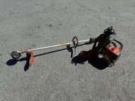 Inserat Husqvarna 553 RBX rückentragbarer Freischneider; BJ: 2022, 3PS