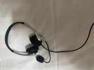 Inserat Kopfhörer mit Mikrofon und USB-Anschluss
