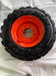 Inserat Reifen mit Stahlfelge für Bobcat S450 /4
