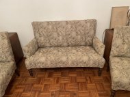 Inserat Klassizistische Sitzgelegenheiten