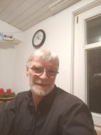 Inserat Er sucht eine nette, ruhig Frau mit Kind
