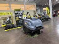 Inserat Kärcher KM 75/40 W BP Pack Kehrsaugmaschine; BJ: 2022, 1PS