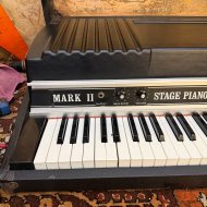 Inserat Fender Rhodes Mark Two MKII Stage 73