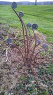 Inserat Blumenkranz aus Betonstahl geschmiedet