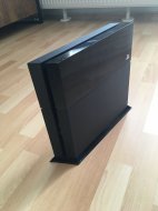 Inserat Playstation 4 Konsole mit 9 Spiele